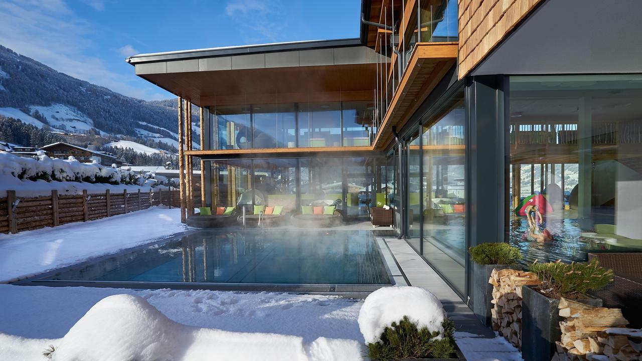 Alpina Zillertal . Family Lifestyle Kinderhotel Fügen Exterior foto